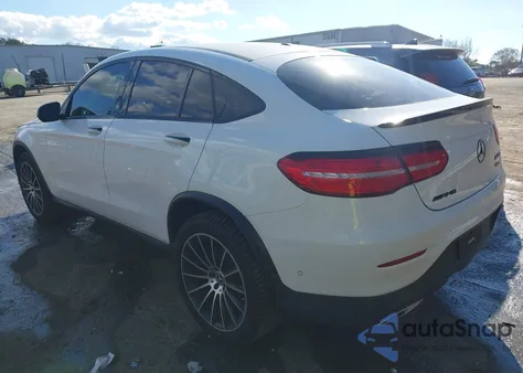 2019 Mercedes-Benz Glc 300 Coupe 4Matic z USA, uszkodzony, nr VIN WDC0J4KB4KF588689